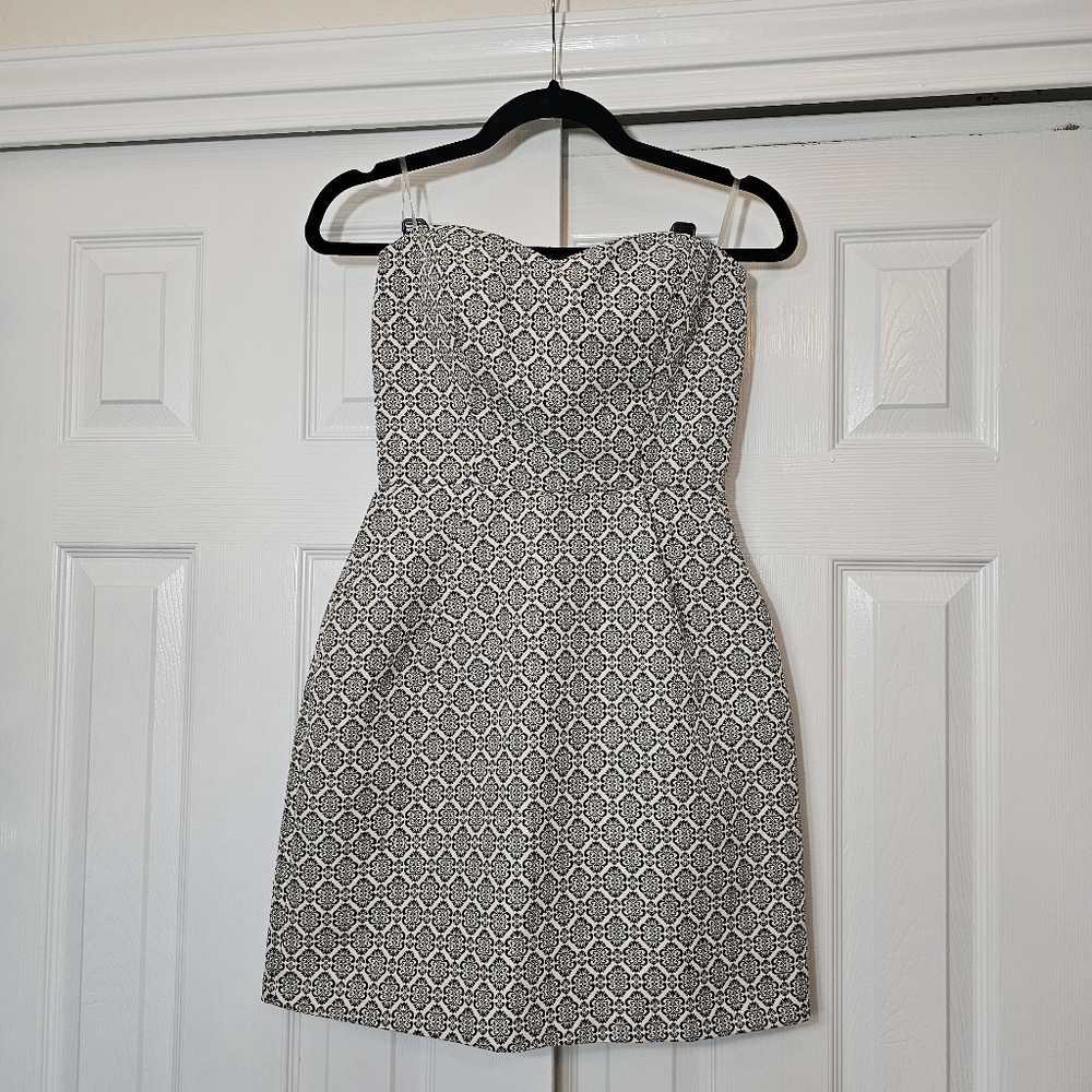 Chic Cream and Black Strapless Dress Sweetheart SMALL with pockets